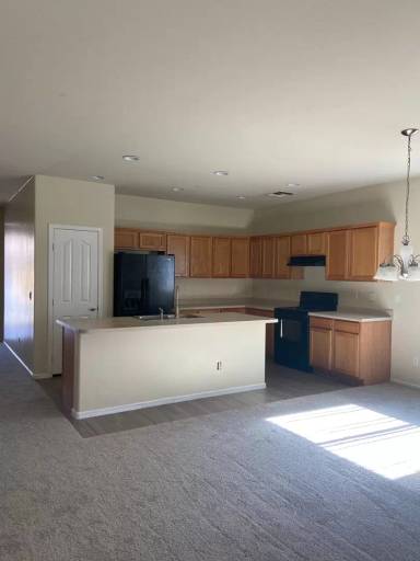 Main picture of 18472 N Salerno Dr