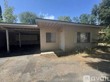 Main picture of 16157 Walnut Ave