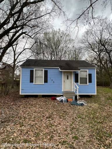 Main picture of 235 E 74th St