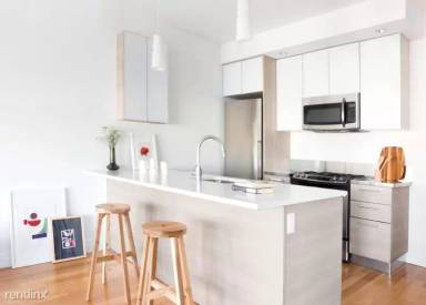 Main picture of Instrata at Mercedes House