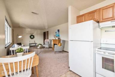 Main picture of 4409 Ontario St