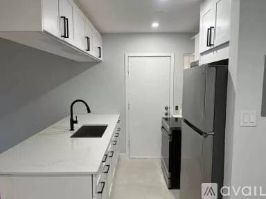Main picture of 3445 W Flagler St