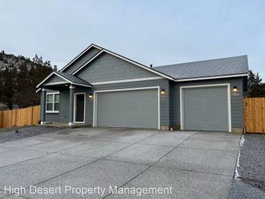 Main picture of 1560 SW Park Dr