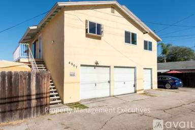 Main picture of 4965 68th St