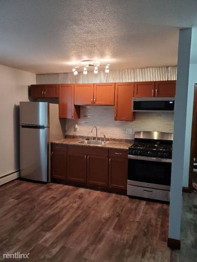 Main picture of 203 Lincoln St NE