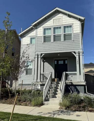 Main picture of 182 Sassafras St