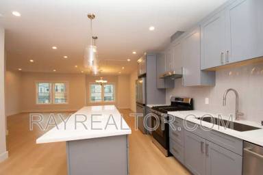 Main picture of 436 20th Ave