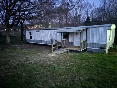 Main picture of 90 Palm Rd