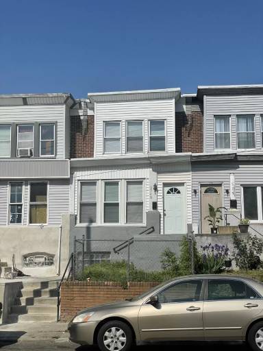 Main picture of 5748 N 7th St