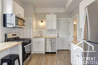 Main picture of 1628 W Ohio St