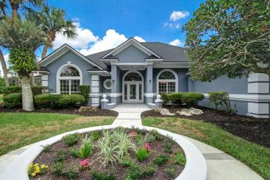 Main picture of 4032 Mission Hills Cir W