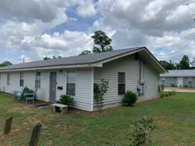 Main picture of 19474 Magnolia Ave