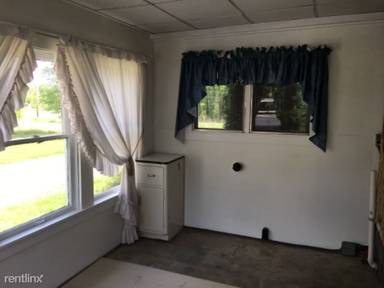 Main picture of 622 Fairground Rd