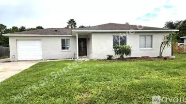 Main picture of 325 Live Oak Blvd