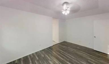 Main picture of 1832 Bolingbroke Pl