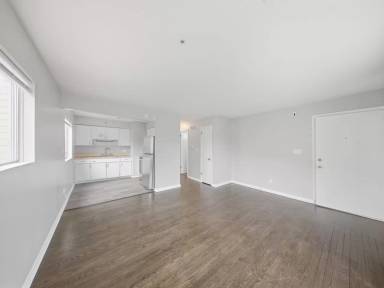 Main picture of 8641 W Lapham St