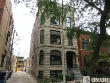 Main picture of 2050 W Potomac Ave