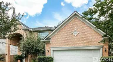 Main picture of 16206 Hollow Rock Dr