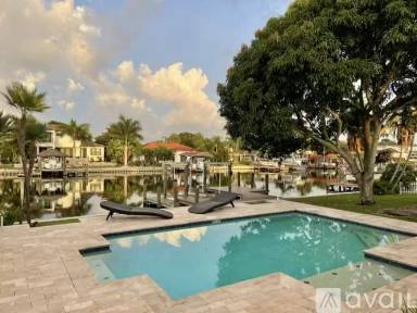 Main picture of 3929 Fontainebleau Dr