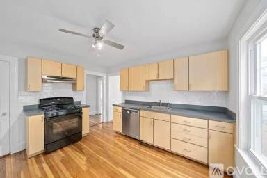 Main picture of 3 Warren Ave