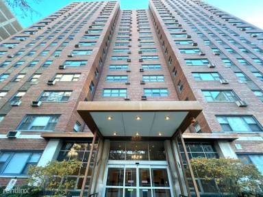 Main picture of N Sheridan Rd Condominiums