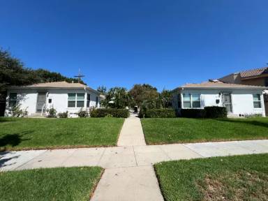 Main picture of 209 W Maple St