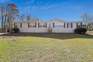 Main picture of 42485 Church Point Rd