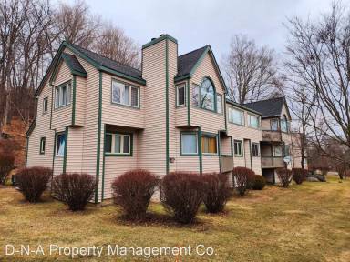 Main picture of 346 Hollow Rd
