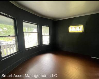 Main picture of 3127 N 28th St