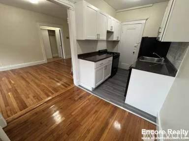 Main picture of 231 Park Dr
