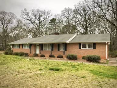 Main picture of 2903 Old Williamston Rd