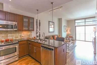 Main picture of 1401 McKinney St
