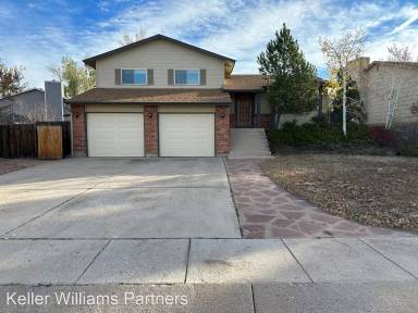 Main picture of 7635 Clover Hill Dr