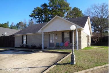 Main picture of 1 County Road 3077