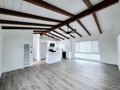Main picture of 241 La Paloma