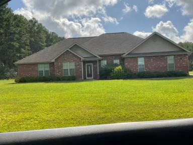 Main picture of 1481 Bass Rd