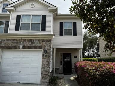 Main picture of 950 Canyon Oak Loop