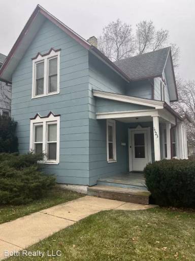 Main picture of 1123 Grant Ave