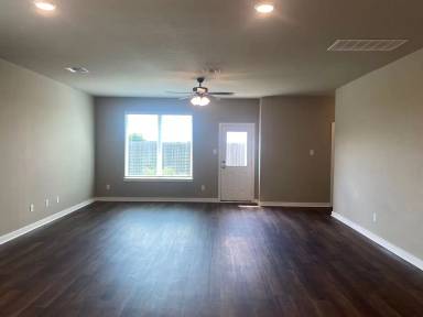 Main picture of 1242 Dowdy Dr