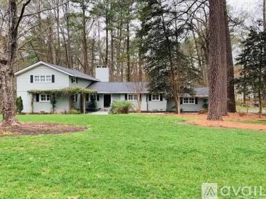 Main picture of 3814 Churchill Cir