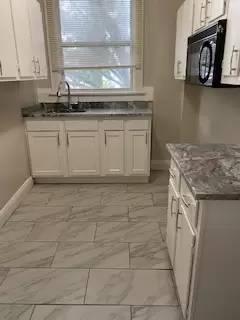 Main picture of 5200 Montgomery Road