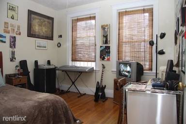 Main picture of 159 Kelton St