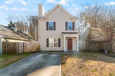 Main picture of 112 Basswood Ct