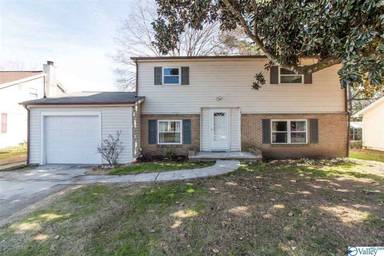 Main picture of 2707 Atlantic St SW