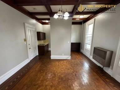 Main picture of 163 Winter St