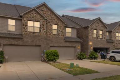 Main picture of 6820 Topaz Dr