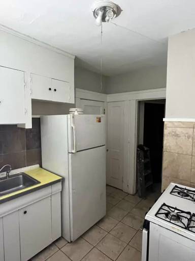 Main picture of 11509 Hopkins Ave