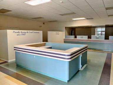 Main picture of 535 Dundalk Ave