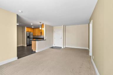 Main picture of 836 W Pennsylvania Ave