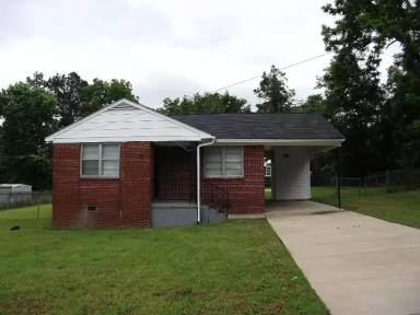 Main picture of 83 W Armstrong Rd